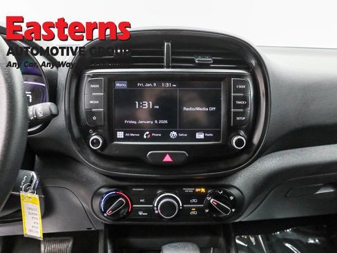 Used 2024 Kia Soul LX w/ Option Group 015 image 12