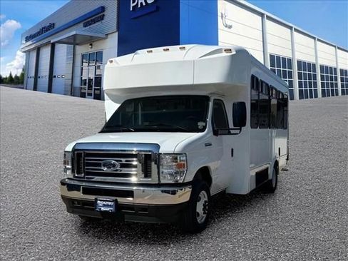 New 2025 Ford E-450 and Econoline 450 Super Duty w/ Shuttle Bus Prep Package RWD image 3