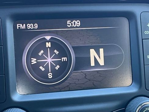 Used 2018 Jeep Compass Altitude image 15