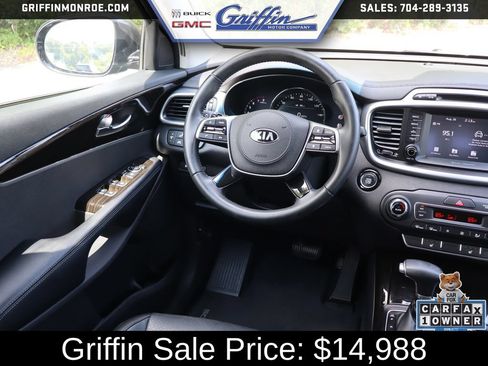 Used 2019 Kia Sorento EX FWD image 19