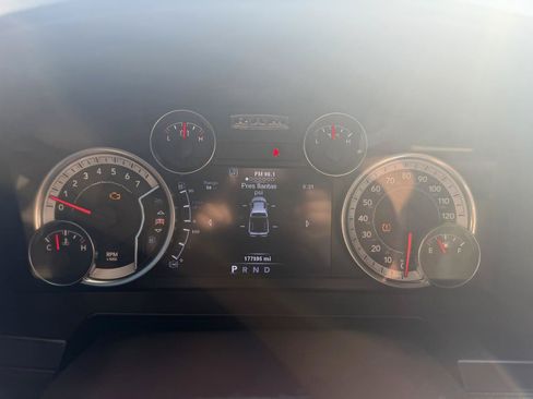 Used 2014 RAM 1500 Laramie w/ Convenience Group AWD/4WD image 19