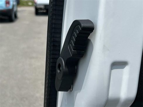 New 2025 Ford Transit 250 148 Medium Roof image 31