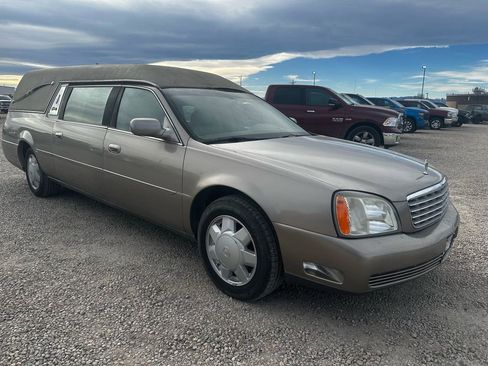 Used 2003 Cadillac De Ville Hearse image 1