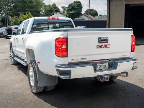 Used 2019 GMC Sierra 3500 Denali w/ Duramax Plus Package AWD/4WD image 12