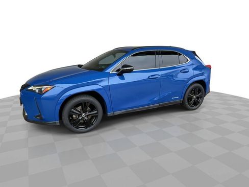 Used 2021 Lexus UX 250h w/ Premium Package image 4