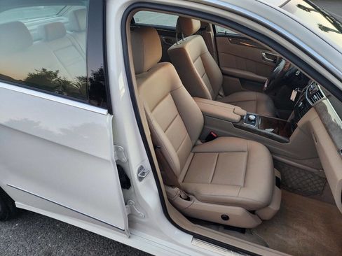 Used 2010 Mercedes-Benz E 350 Sedan image 21