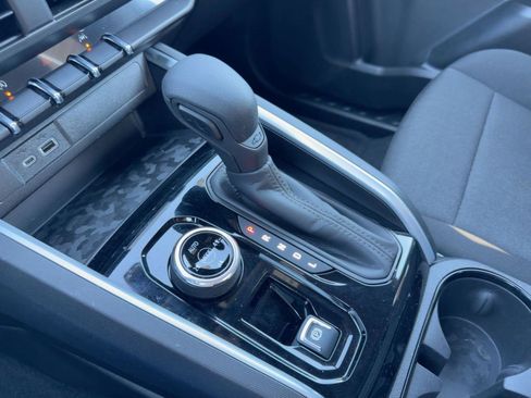 Used 2024 Chevrolet Colorado Trail Boss w/ Advanced Trailering Package image 15