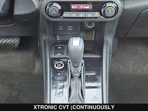 Used 2022 Nissan Kicks SV FWD image 22