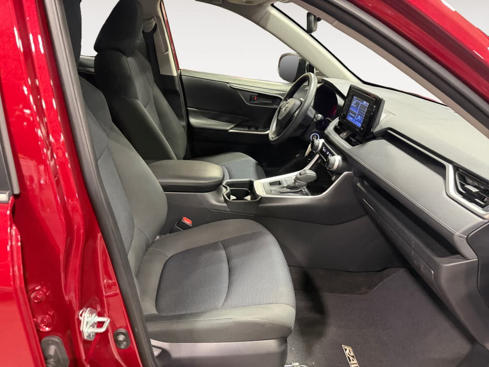 Used 2020 Toyota RAV4 LE w/ All Weather Liner Package AWD/4WD image 16