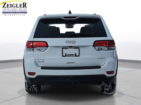 Used 2022 Jeep Grand Cherokee Laredo E image 6