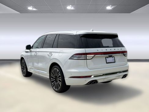Used 2020 Lincoln Aviator Black Label w/ Dynamic Handling Package AWD/4WD image 3