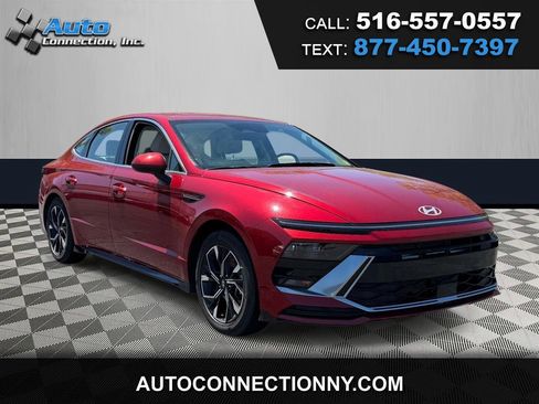 Used 2025 Hyundai Sonata SEL FWD image 1