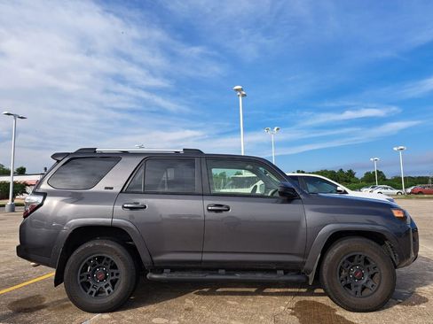 Used 2023 Toyota 4Runner SR5 RWD image 4