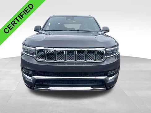 Used 2022 Jeep Grand Wagoneer Series II w/ Convenience Group III AWD/4WD image 3
