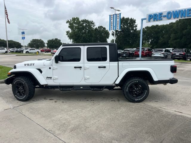 Used 2024 Jeep Gladiator Sport AWD/4WD image 4