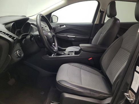 Used 2018 Ford Escape SE w/ SE Sport Appearance Package FWD image 17