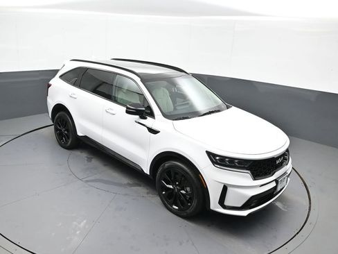 Certified 2023 Kia Sorento SX image 38