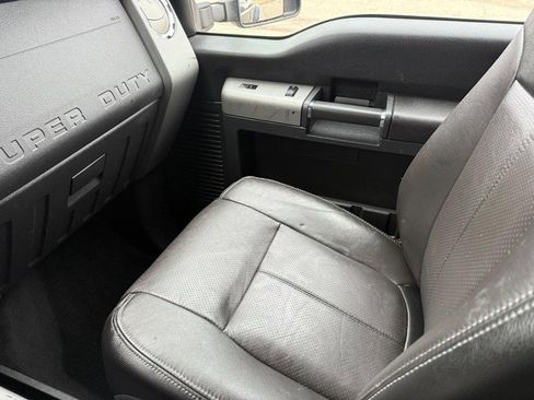 Used 2016 Ford F350 Lariat w/ Lariat Interior Package image 24