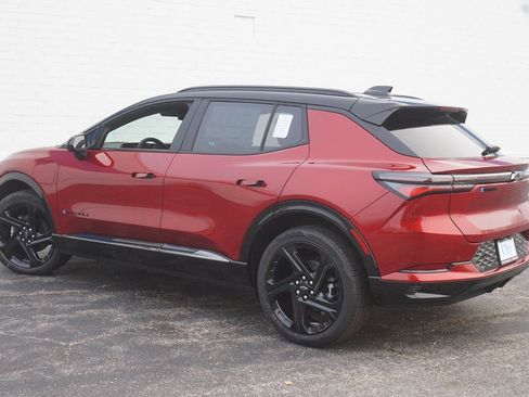 New 2026 Chevrolet Equinox EV RS image 8