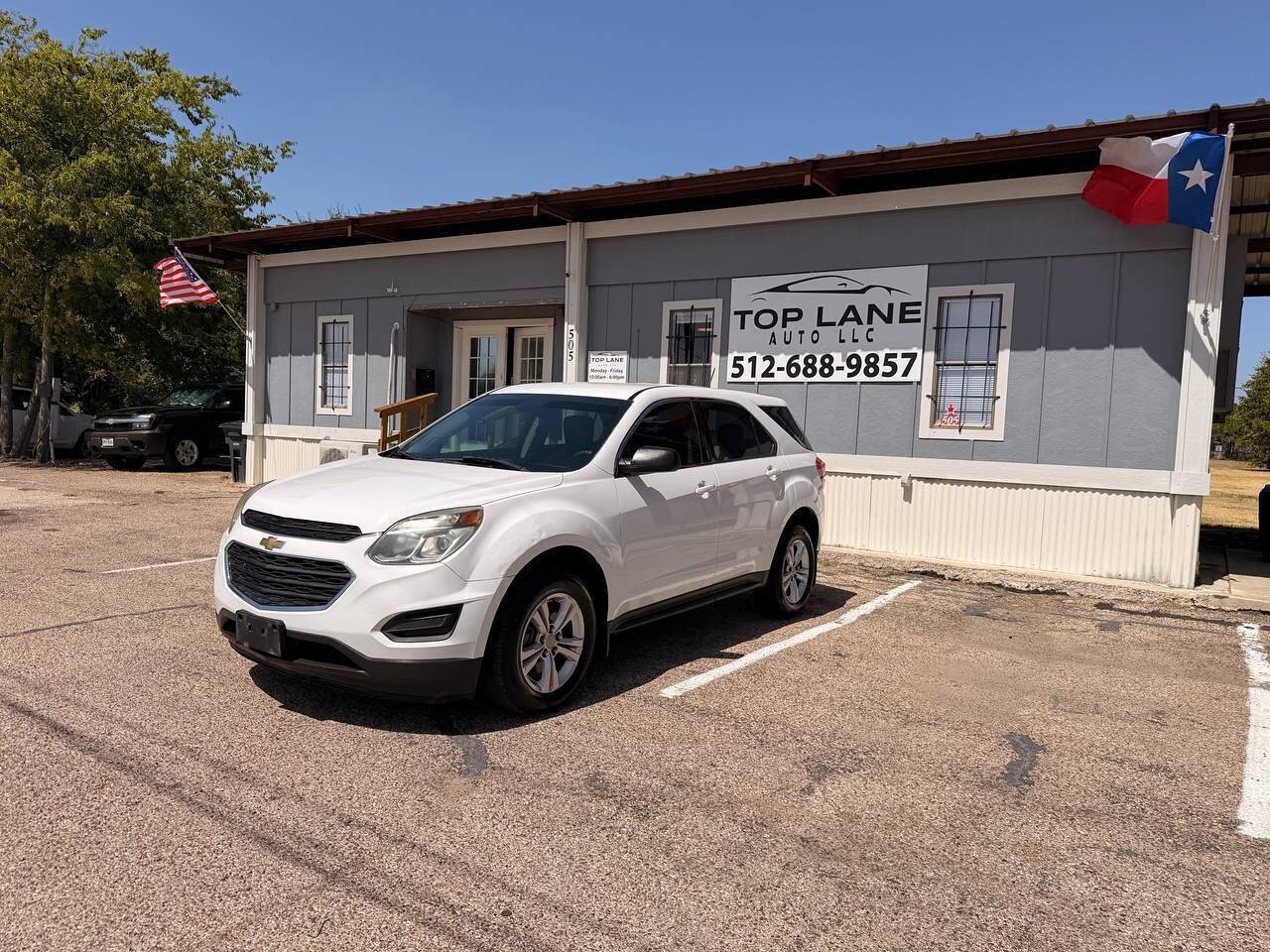 Used 2017 Chevrolet Equinox LS w/ LPO, Protection Package FWD image 2