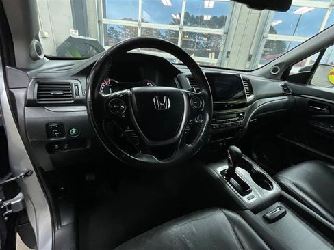 Used 2018 Honda Ridgeline RTL-T image 13