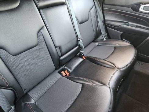 Used 2026 Jeep Compass Trailhawk AWD/4WD image 29