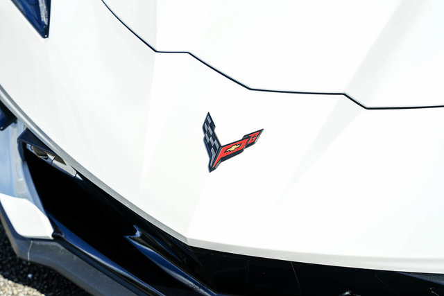 Used 2021 Chevrolet Corvette Stingray Premium Conv w/ Z51 Performance Package RWD image 46