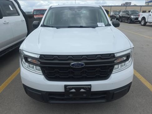 Used 2022 Ford Maverick XL image 3