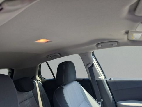Used 2016 Chevrolet Trax LT FWD image 29