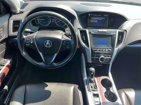 Used 2017 Acura TLX 2.4L image 16