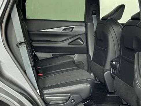 Certified 2026 INFINITI QX60 Pure w/ Cargo Package FWD image 26