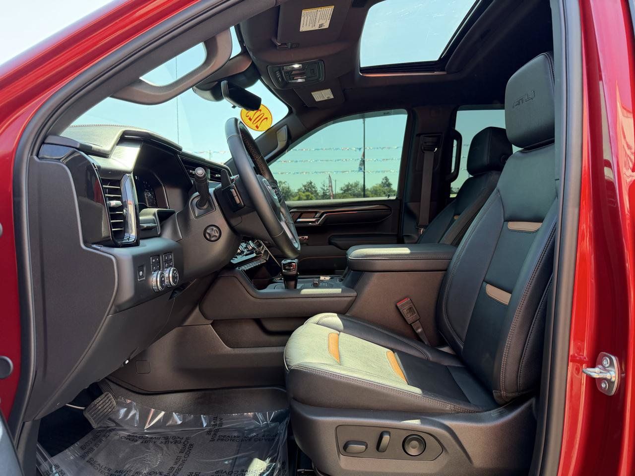 Used 2025 GMC Sierra 1500 AT4 w/ AT4 Premium Package AWD/4WD image 16