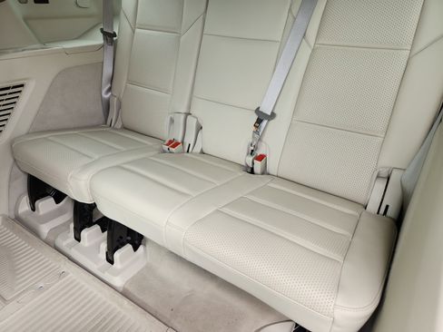Used 2025 Cadillac Escalade Sport Platinum AWD/4WD image 32