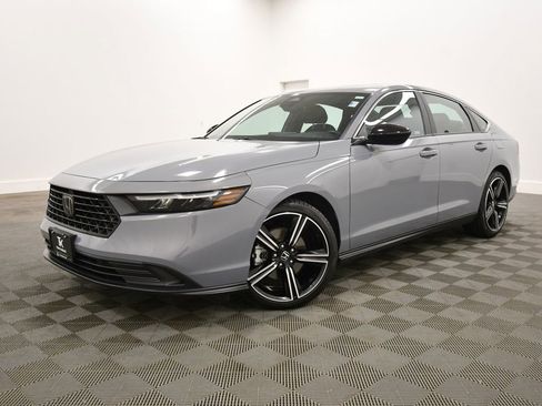 Certified 2023 Honda Accord Sport image 2