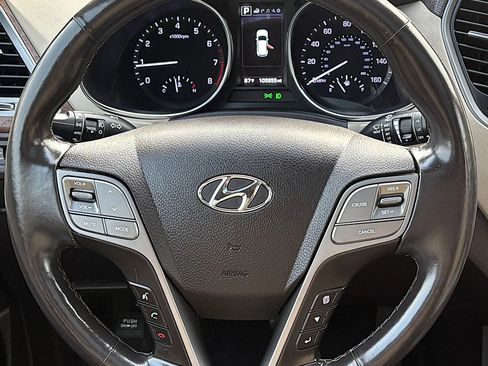 Used 2019 Hyundai Santa Fe XL AWD/4WD image 13