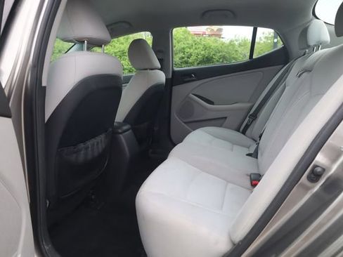 Used 2013 Kia Optima LX FWD image 17