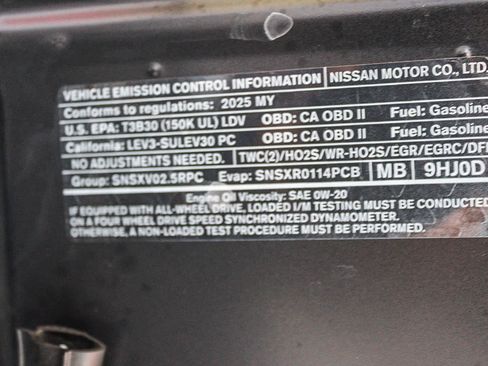Used 2025 Nissan Altima 2.5 SV FWD image 27