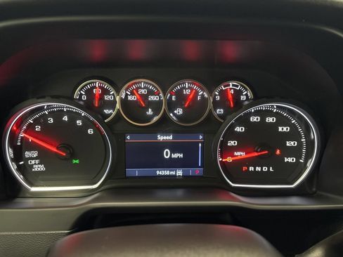 Used 2021 Chevrolet Silverado 1500 RST AWD/4WD image 40