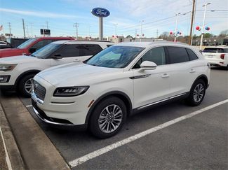 Certified 2022 Lincoln Nautilus FWD w/ Premium Package video 2