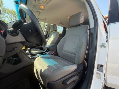 Used 2018 Hyundai Santa Fe Sport image 25