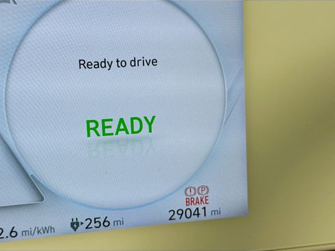Used 2024 Hyundai Ioniq 5 SEL RWD image 18