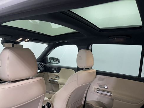 Certified 2024 Mercedes-Benz EQB 350 4MATIC SUV image 20