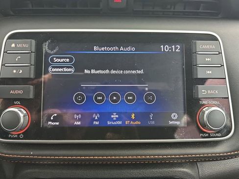 Used 2020 Nissan Kicks SR FWD image 30