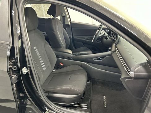 Used 2023 Hyundai Elantra SEL FWD image 22