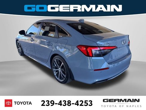 Used 2024 Honda Civic Touring image 4