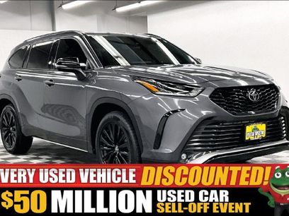 Used 2023 Toyota Highlander XSE