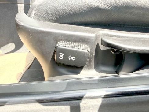 Used 2002 BMW Z3 2.5i image 21