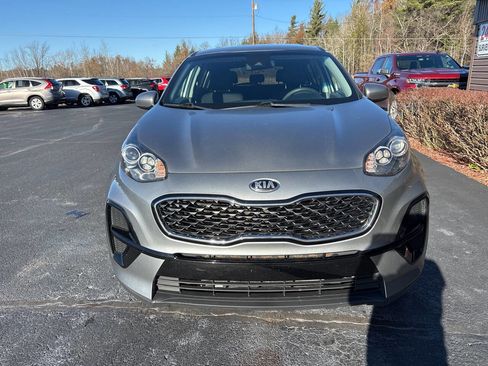 Used 2020 Kia Sportage LX image 3