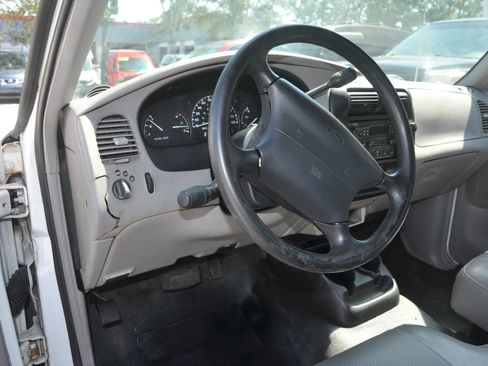 Used 2000 Ford Ranger 2WD Regular Cab image 19