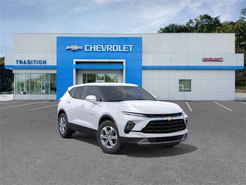 New 2025 Chevrolet Blazer LT w/ Driver Confidence Package image 1